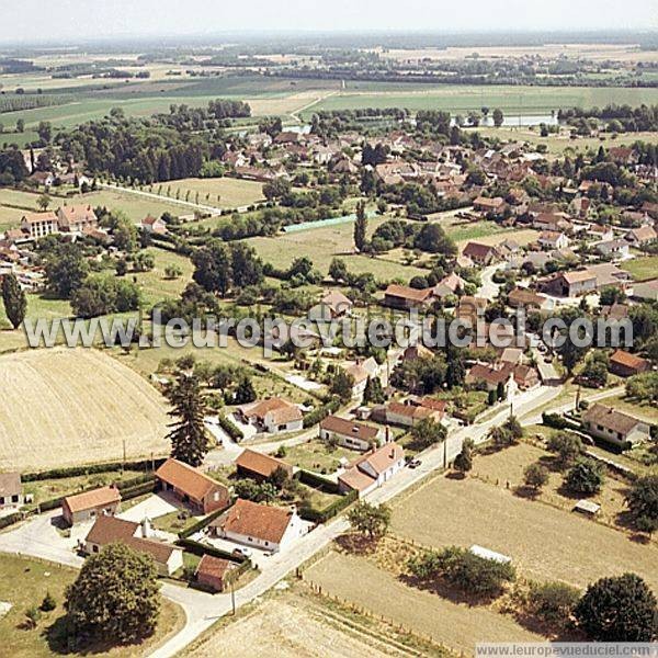 Photo aérienne de Pouilly-sur-Sane