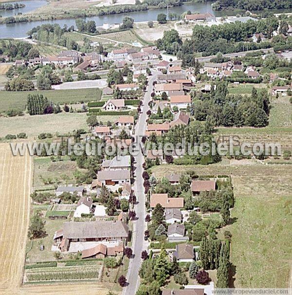 Photo aérienne de Seurre