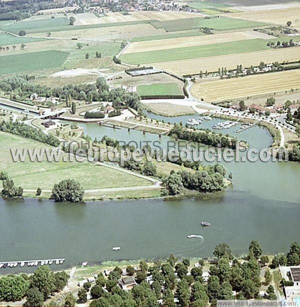 Photo aérienne de Seurre