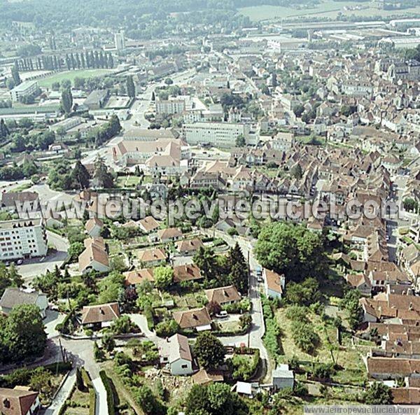 Photo aérienne de Montbard