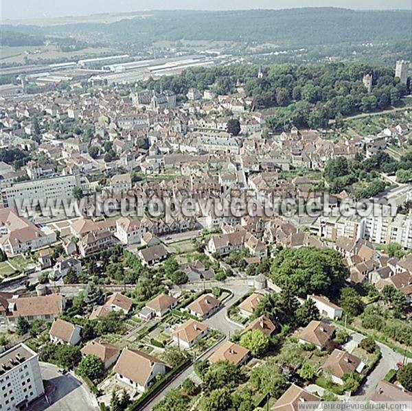 Photo aérienne de Montbard