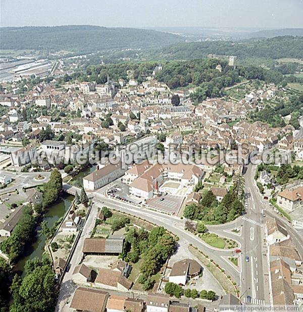 Photo aérienne de Montbard