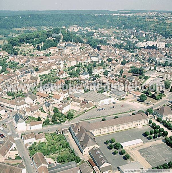 Photo aérienne de Montbard