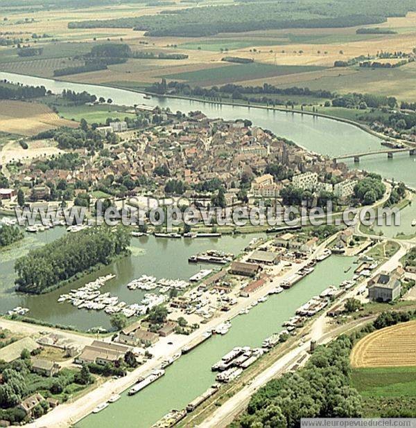 Photo aérienne de Saint-Jean-de-Losne