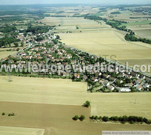 Photo aérienne de Ahuy