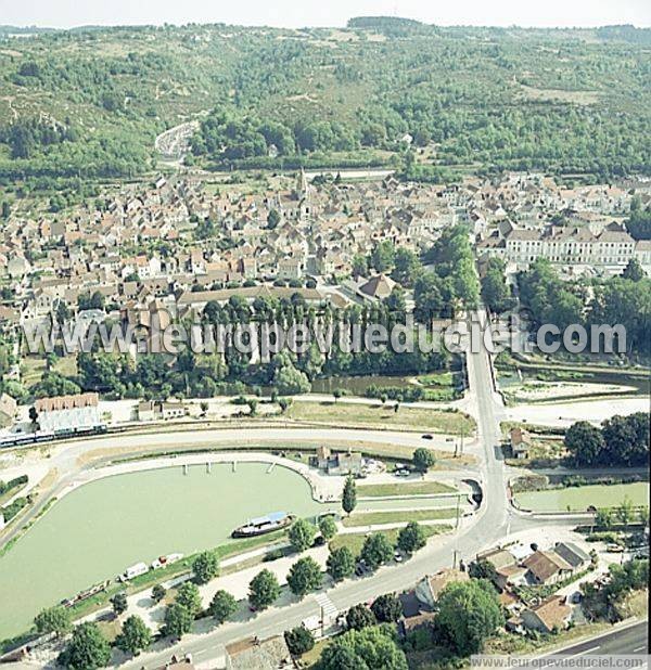 Photo aérienne de Plombires-ls-Dijon