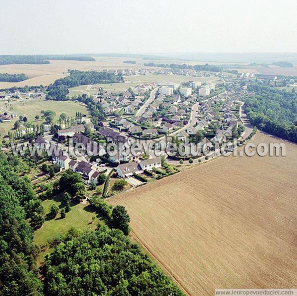 Photo aérienne de Montbard