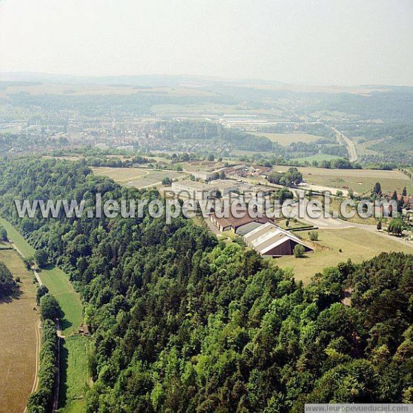 Photo aérienne de Montbard