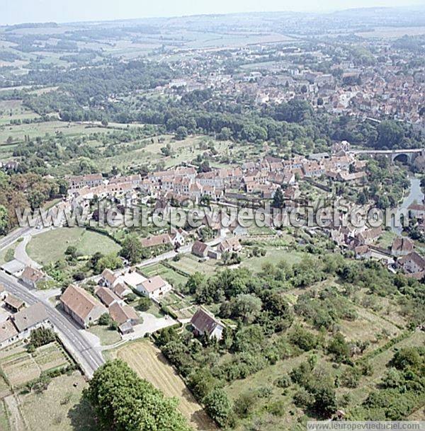 Photo aérienne de Semur-en-Auxois