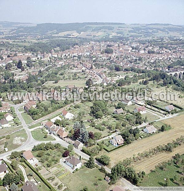 Photo aérienne de Semur-en-Auxois