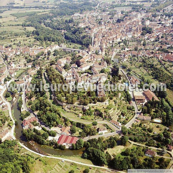 Photo aérienne de Semur-en-Auxois