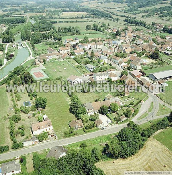 Photo aérienne de Marigny-le-Cahout