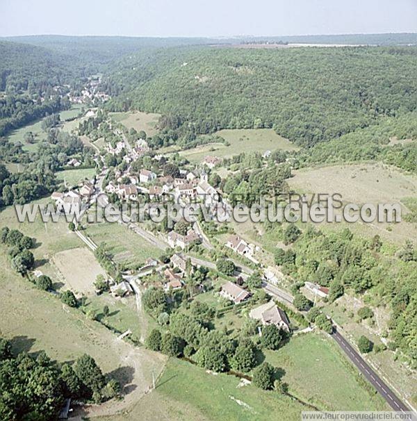 Photo aérienne de Val-Suzon