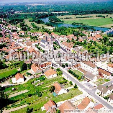 Photo aérienne de Lamarche-sur-Sane