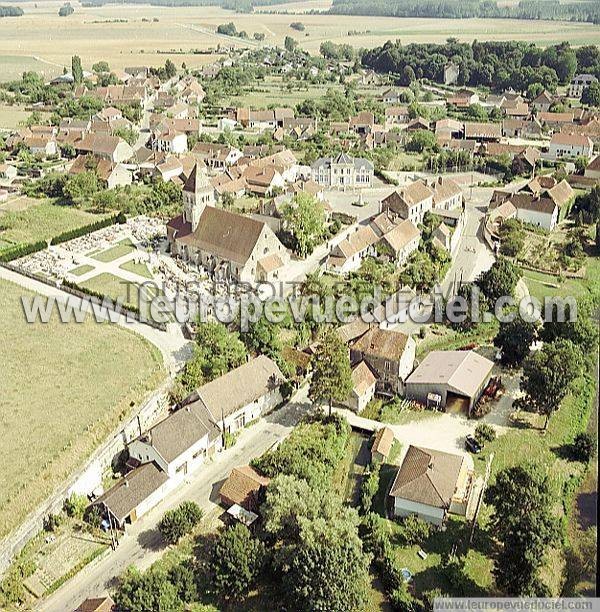 Photo aérienne de Renève