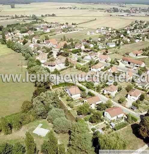 Photo aérienne de Longeault