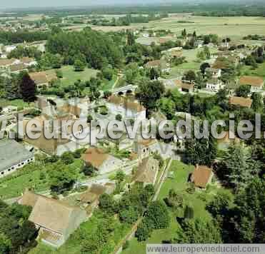 Photo aérienne de chenon