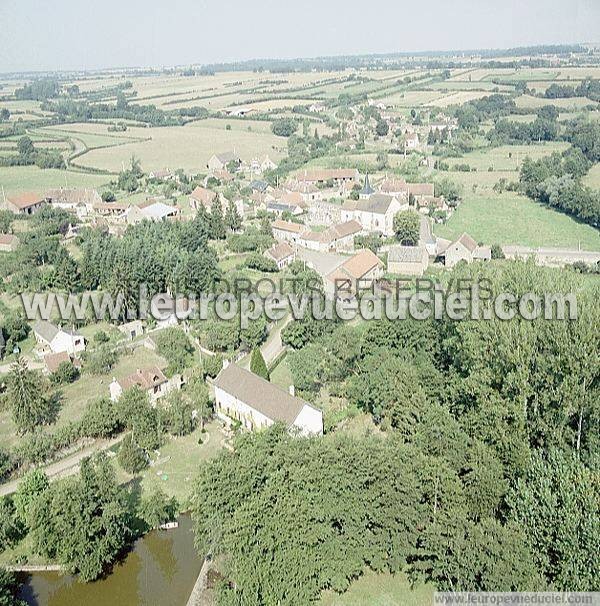 Photo aérienne de Vic-sous-Thil
