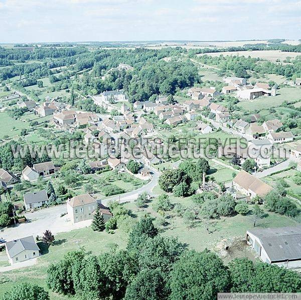 Photo aérienne de Mntreux-le-Pitois