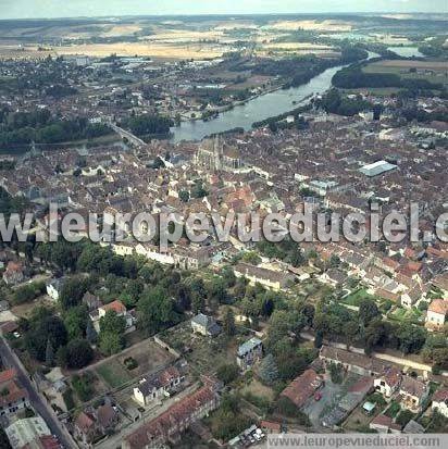 Photo aérienne de Villeneuve-sur-Yonne