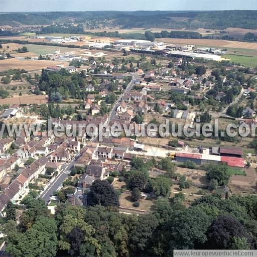 Photo aérienne de Saint-Julien-du-Sault