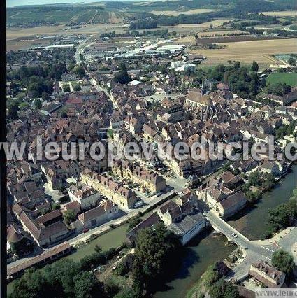 Photo aérienne de Chablis