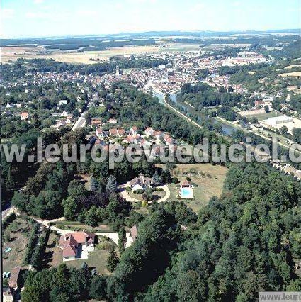 Photo aérienne de Clamecy