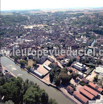 Photo aérienne de Clamecy