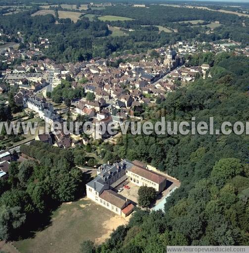 Photo aérienne de Toucy