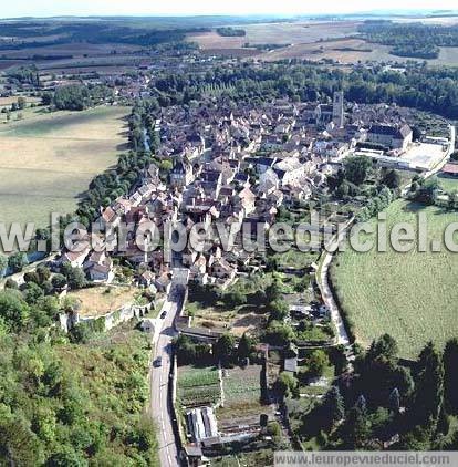 Photo aérienne de Noyers