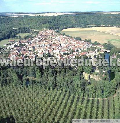 Photo aérienne de Noyers