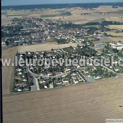 Photo aérienne de Aillant-sur-Tholon