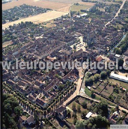 Photo aérienne de Aillant-sur-Tholon