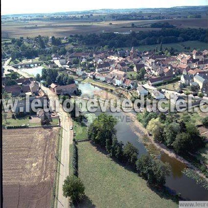 Photo aérienne de Guillon