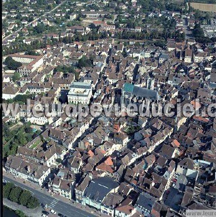 Photo aérienne de Joigny