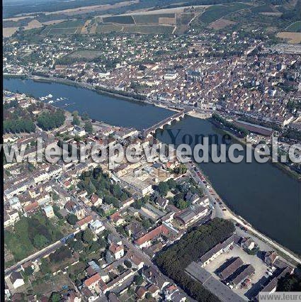 Photo aérienne de Joigny