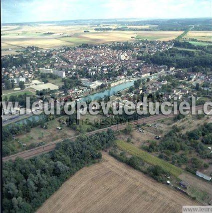 Photo aérienne de Brienon-sur-Armanon