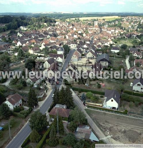 Photo aérienne de Seignelay