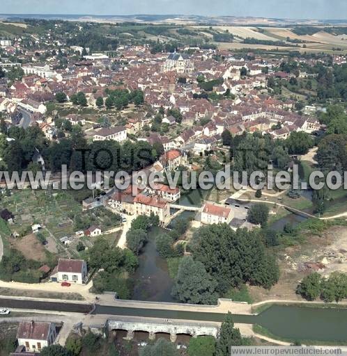 Photo aérienne de Saint-Florentin