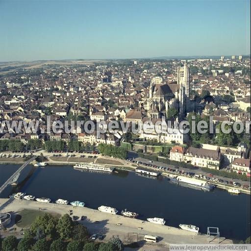 Photo aérienne de Auxerre