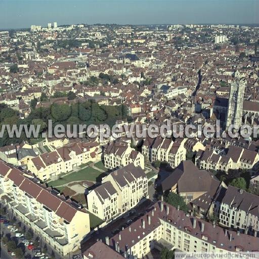 Photo aérienne de Auxerre