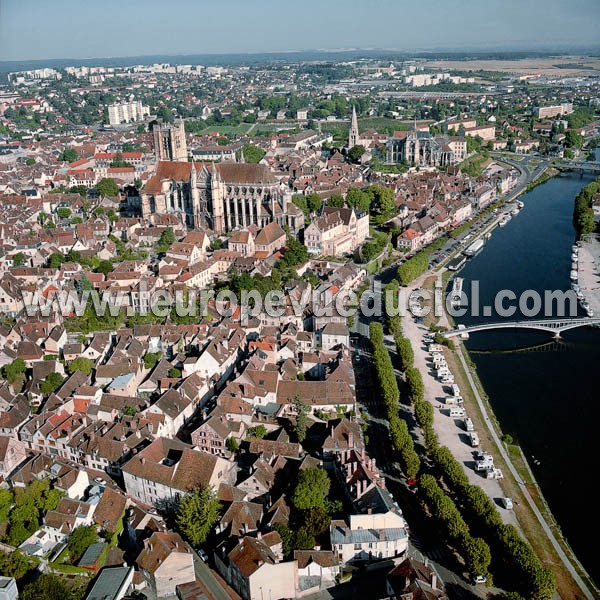 Photo aérienne de Auxerre