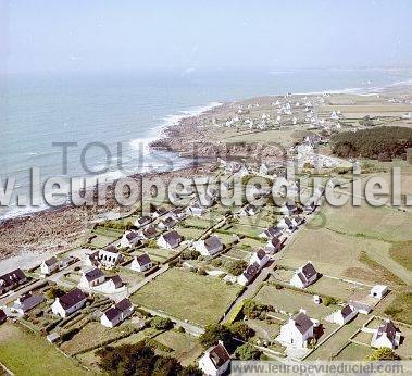 Photo aérienne de Plozvet