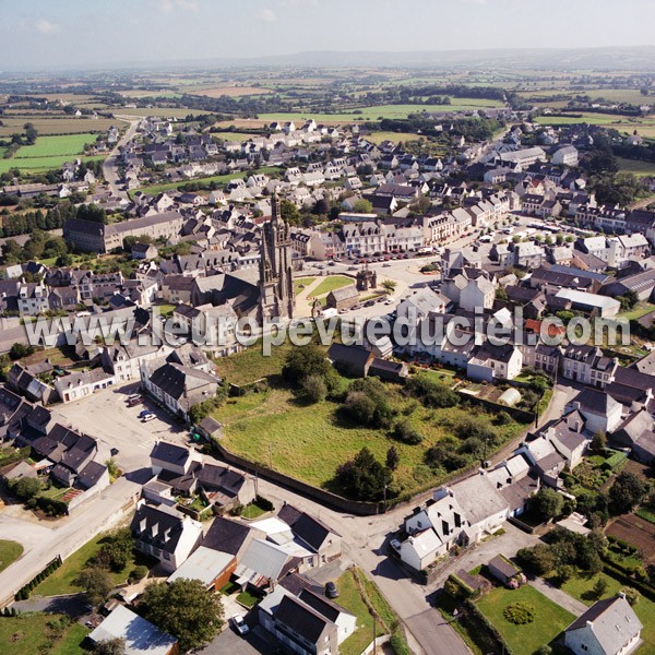 Photo aérienne de Pleyben