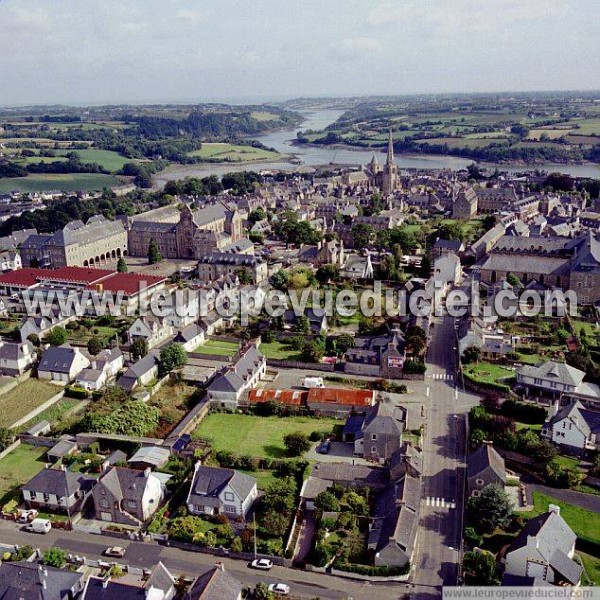 Photo aérienne de Trguier