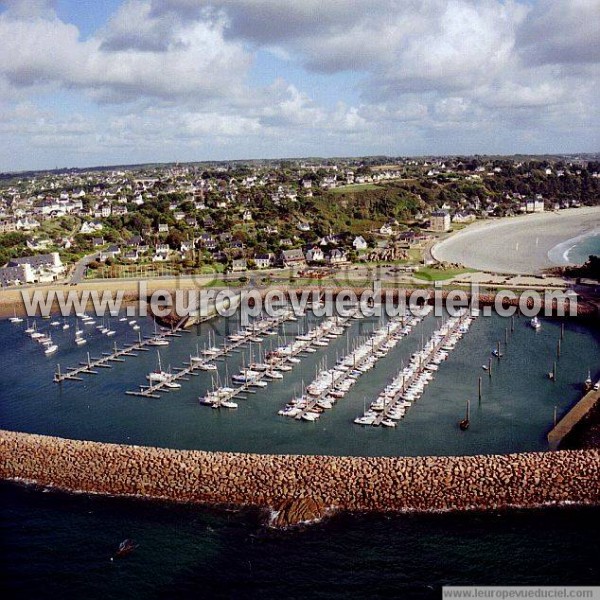 Photo aérienne de Trbeurden