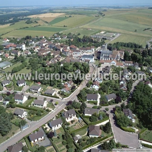 Photo aérienne de Pourrain