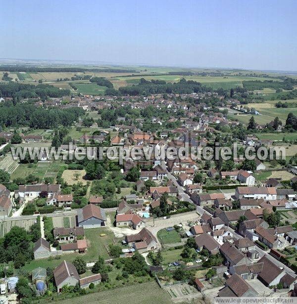 Photo aérienne de Fleury-la-Valle