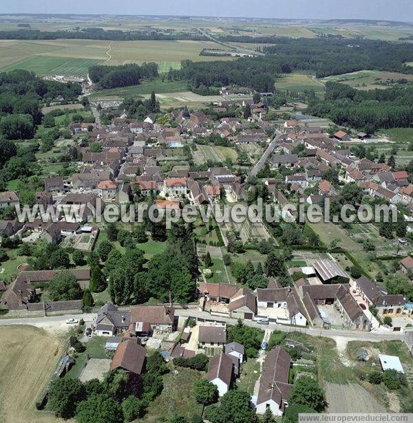 Photo aérienne de Fleury-la-Valle