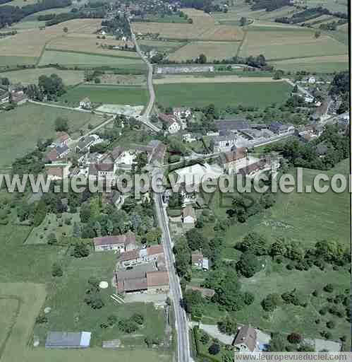 Photo aérienne de Lindry